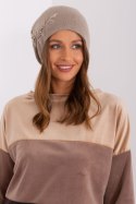 Czapka Model AT-CZ-2329.79 Dark Beige - AT Czapka Model AT-CZ-2329.79 Dark Beige - AT