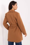Płaszcz Damski Model IT-PL-A9590.85 Camel - Rue Paris Płaszcz Damski Model IT-PL-A9590.85 Camel - Rue Paris