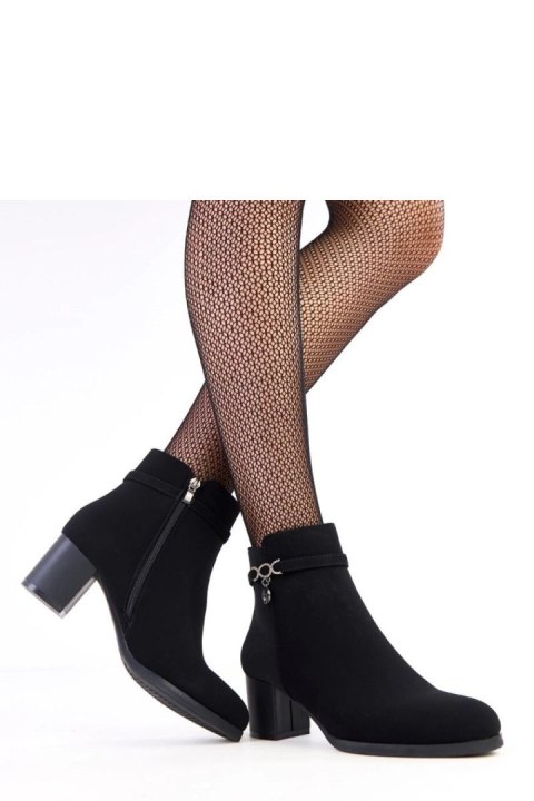 Botki Model Vernona D9217 Black - Solea