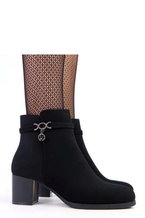 Botki Model Vernona D9217 Black - Solea