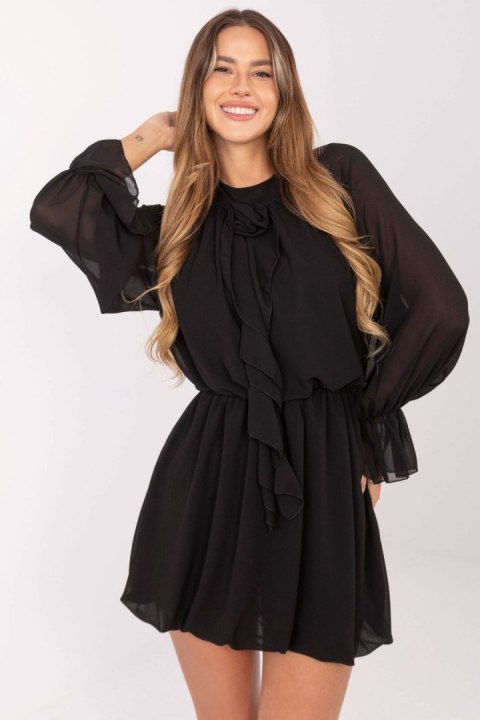 Sukienka Model MI-SK-A1554.26 Black - Rue Paris Sukienka Model MI-SK-A1554.26 Black - Rue Paris