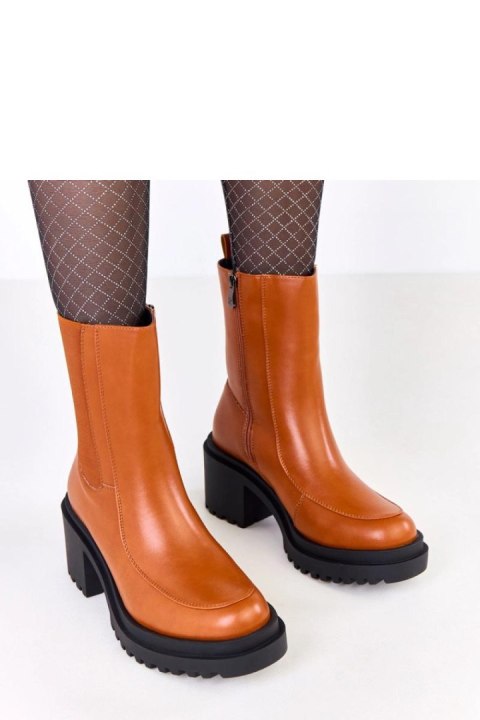 Botki Model Jarley D8901 Brown - Solea