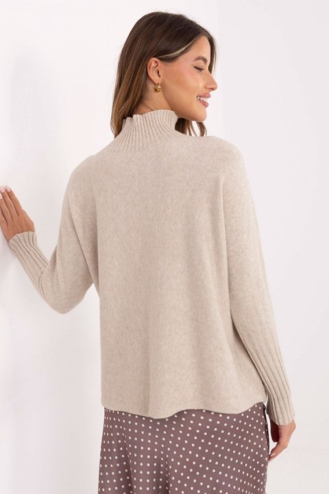 Golf Damski Model IT-SW-8003.18P Light Beige - Rue Paris Golf Damski Model IT-SW-8003.18P Light Beige - Rue Paris