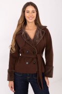Płaszcz Damski Model IT-KR-4608.05P Dark Brown - Rue Paris Płaszcz Damski Model IT-KR-4608.05P Dark Brown - Rue Paris