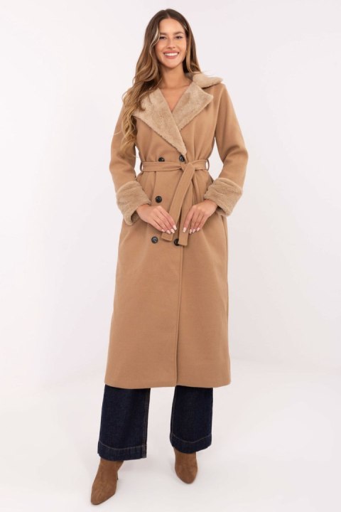Płaszcz Damski Model IT-PL-4602.01P Camel - Rue Paris Płaszcz Damski Model IT-PL-4602.01P Camel - Rue Paris