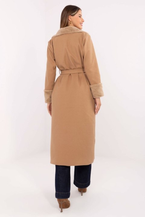 Płaszcz Damski Model IT-PL-4602.01P Camel - Rue Paris Płaszcz Damski Model IT-PL-4602.01P Camel - Rue Paris