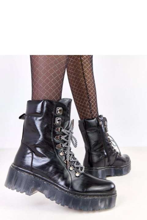 Workery Model Veles D19-7813 Black - Solea Workery Model Veles D19-7813 Black - Solea