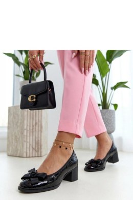 Czółenka Model Cambell 26-98333BKP Black Lakier - Solea