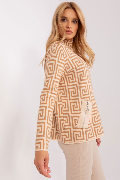 Sweter Damski Model AT-SW-2341.00P Camel - AT Sweter Damski Model AT-SW-2341.00P Camel - AT